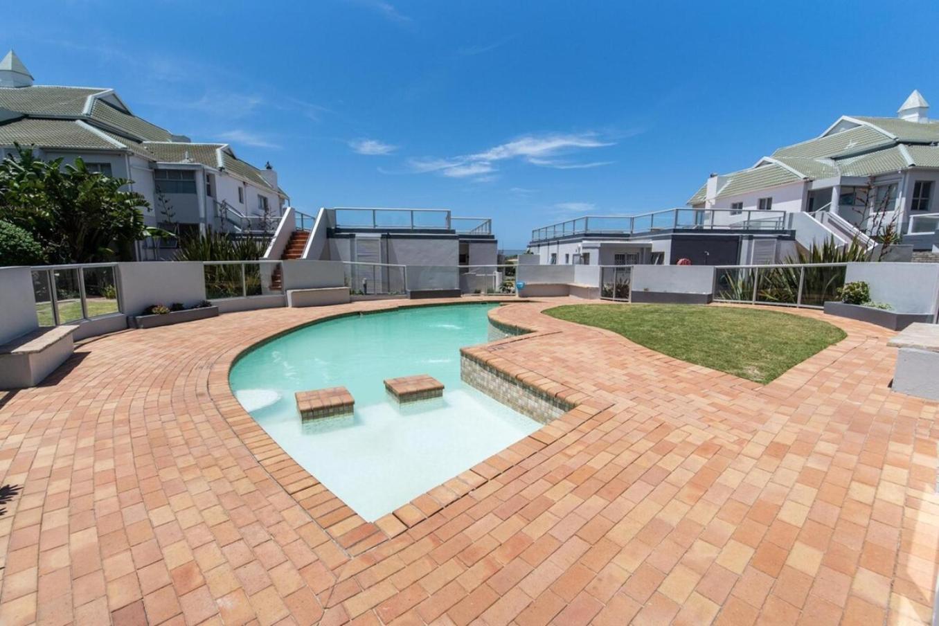 Luxury On The Beach 伊丽莎白港 外观 照片